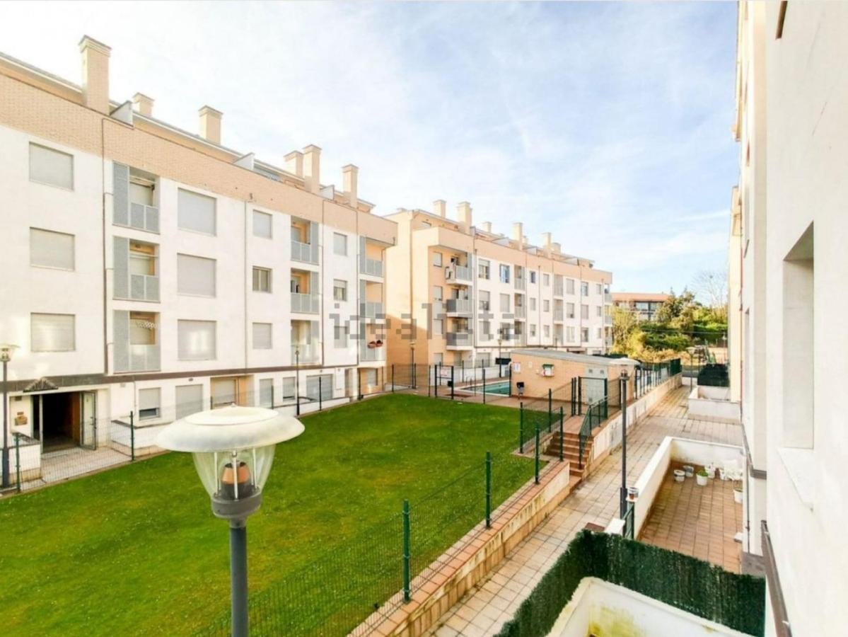 Esguil, Apartamento Con Piscina, A 3 Km De La Playa Vut-2995-As リャネス エクステリア 写真